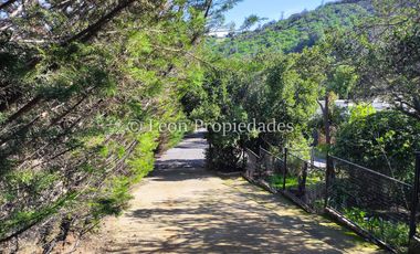 Leon Propiedades vende hermosa casa en Fundo Monterrey, Curacaví.