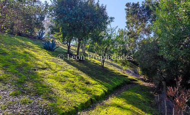Leon Propiedades vende hermosa casa en Fundo Monterrey, Curacaví.