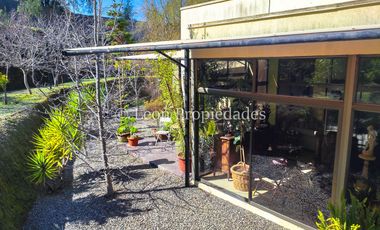 Leon Propiedades vende hermosa casa en Fundo Monterrey, Curacaví.