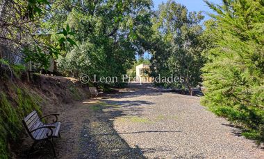Leon Propiedades vende hermosa casa en Fundo Monterrey, Curacaví.