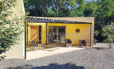 Leon Propiedades vende hermosa casa en Fundo Monterrey, Curacaví.