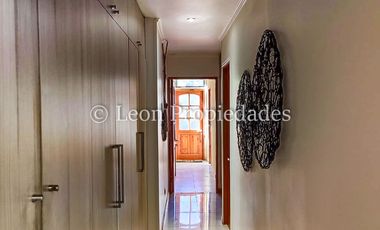 Leon Propiedades vende hermosa casa en Fundo Monterrey, Curacaví.