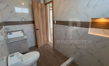 CASA EN VENTA 4 dormitorios con baño propio cada uno, dormitorio en planta baja. Por estrenar con acabados de lujo. Independiente 4 dormitorios con ba