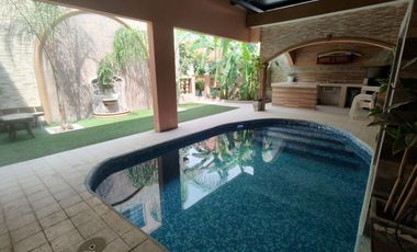 Casa en Venta en Salinas Victoria con alberca techada