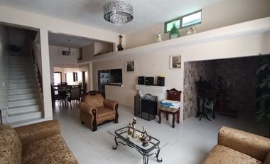Casa en Venta en Salinas Victoria con alberca techada
