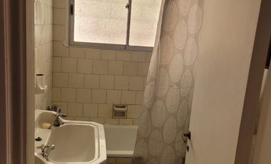 V 1584-C-LR-Vendo Casa en La Florida