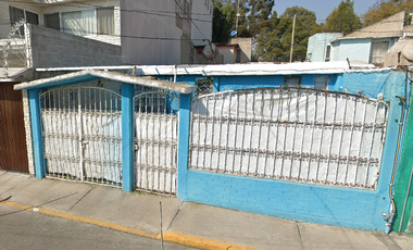 -Casa en Remate Bancario-Villa de las Flores, San Francisco Coacalco, Méx.