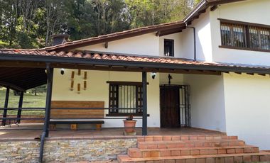 FINCA EN EL RETIRO ANTIOQUIA