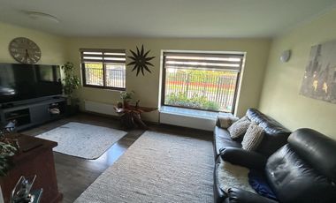 SE VENDE HERMOSA CASA SECTOR ORIENTE DE OSORNO 5D, 4B