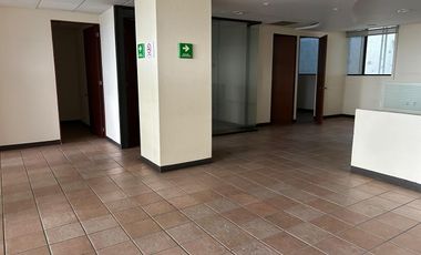 RENTA DE OFICINAS EN LOMAS VERDES A $300.00 M2, NAUCALPAN DE JUAREZ, ESTADO DE MEXICO.