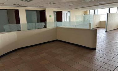 RENTA DE OFICINAS EN LOMAS VERDES A $300.00 M2, NAUCALPAN DE JUAREZ, ESTADO DE MEXICO.