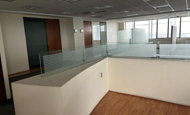 RENTA DE OFICINAS EN LOMAS VERDES A $300.00 M2, NAUCALPAN DE JUAREZ, ESTADO DE MEXICO.
