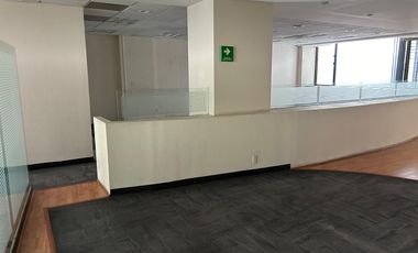 RENTA DE OFICINAS EN LOMAS VERDES A $300.00 M2, NAUCALPAN DE JUAREZ, ESTADO DE MEXICO.