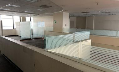 RENTA DE OFICINAS EN LOMAS VERDES A $300.00 M2, NAUCALPAN DE JUAREZ, ESTADO DE MEXICO.
