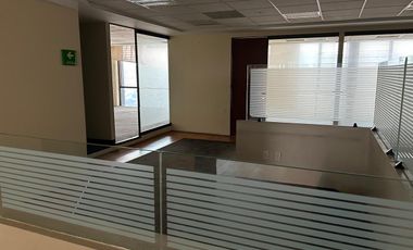 RENTA DE OFICINAS EN LOMAS VERDES A $300.00 M2, NAUCALPAN DE JUAREZ, ESTADO DE MEXICO.
