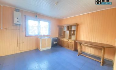 Casa Con Aislación Térmica y Gran Patio en Villa los Robles, Labranza