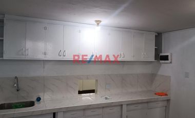 Triplex En 4° Nivel, Un Área De 120.50 M2 Construidos, Con Frente A La Av. Luis Brayle Cuadra 14