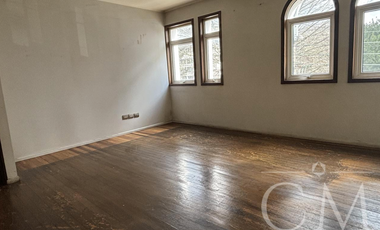 Departamento duplex para oficinas en el centro