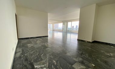 24-4821 Venta PentHouse ISOLA Bosque Real, IH