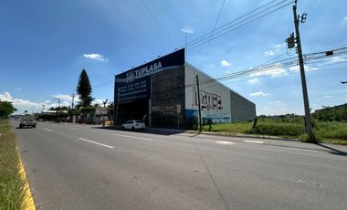 Terreno en Renta, Av. Valle de Santiago