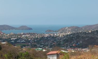 Venta Terreno con Excelente VISTA a la Bahía de Zihuatanejo Gro.
