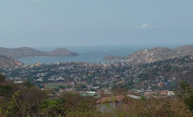 Venta Terreno con Excelente VISTA a la Bahía de Zihuatanejo Gro.