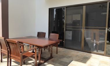 3 Bed 2Bath Townhouse for sale! Beautiful surrounding, Big pool, Full furnished price only 3,950,000 baht. Ready to move in! Price Negotiable!