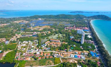 Your Tranquil Beachside Retreat Awaits For ONLY THAI CITIZEN : Serene 1-Bedroom 43 sqm Condo For Sale 1,495,000 baht.