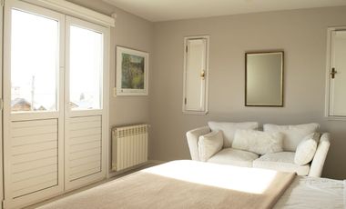 DESTACADA PROPIEDAD EN BARRIO MELIPAL 250m2