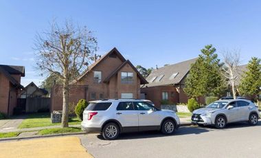 Exclusiva Casa Por Fuera De Condominio, Fundo El Venado
