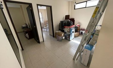 En alquiler casa de 4 dormitorios en urb.La Romareda. (TH)