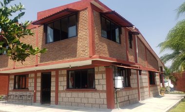 Vendo linda casa a 10 minutos del centro de Malinalco