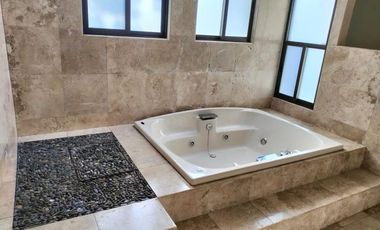 Casa en Venta Club de Golf México