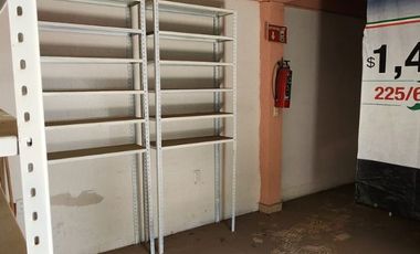 VENDO AMPLIA OFICINA Y LOCAL EN ESQUINA $2,500,000.00 CON PANELES SOLARES Y CALENTADOR SOLAR LLAMA !