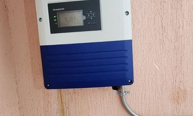 VENDO AMPLIA OFICINA Y LOCAL EN ESQUINA $2,500,000.00 CON PANELES SOLARES Y CALENTADOR SOLAR LLAMA !