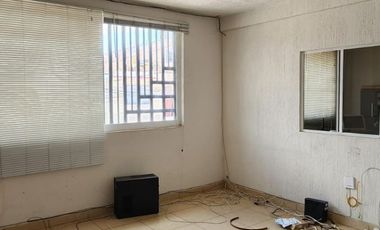 VENDO AMPLIA OFICINA Y LOCAL EN ESQUINA $2,500,000.00 CON PANELES SOLARES Y CALENTADOR SOLAR LLAMA !