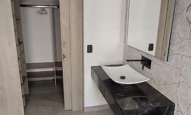 Casa En Venta En El Poblado Cerca Al Tesoro Medellín
