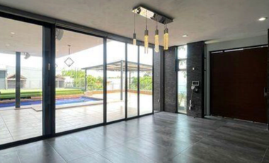 Casa en venta en El Palomar, Tlajomulco de Zúñiga, Jalisco