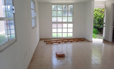 CASA EN RENTA MODELO BAIKAL, VILLAS DEL CAMPO