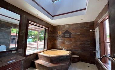 2-Storey Condo By the Beach in Mactan for Rent