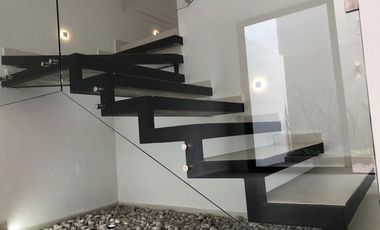 Casa Inteligente en venta en Coto de Valle Imperial Zapopan
