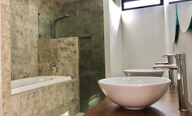 Casa Inteligente en venta en Coto de Valle Imperial Zapopan