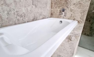 Casa Inteligente en venta en Coto de Valle Imperial Zapopan