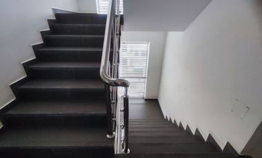 DEPARTAMENTO 4TO PISO EN VENTA 89 M2 AV. LOS PARACAS - ATE