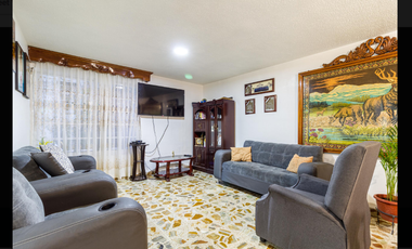 PRECIOSA CASA EN LA SAN MIGUEL CHALMA TLALNEPANTLA