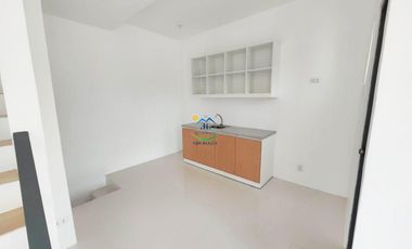 3 Storey House For Sale in Acropolis Subdivision Talamban, Cebu CIty Preselling