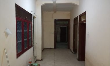 Rumah Kapten Dulasim Jegong Gresik Murah dekat Panglima Sudirman Kartini Veteran Strategis
