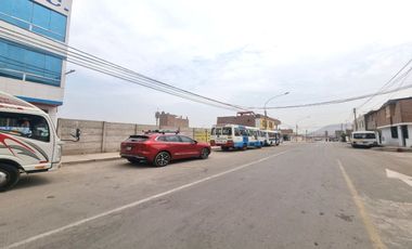 OCASION EN VENTA TERRENO COMERCIAL 304m2 TORRE BLANCA DE CARABAYLLO.