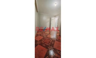 Vendo Amplio Departamento En Av. Trapiche Comas