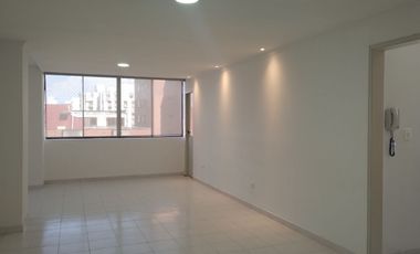 Apartamento en arriendo en Alto Prado.